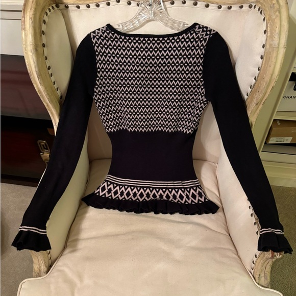 Milly merino wool black sweater - Picture 9 of 12